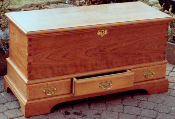 blanket-storage-chests-1